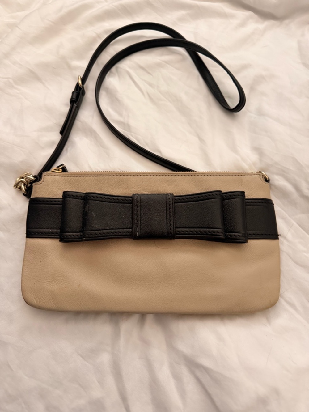 KATE SPADE Villabella Avenue Celina Bow Black Tan Leather Crossbody